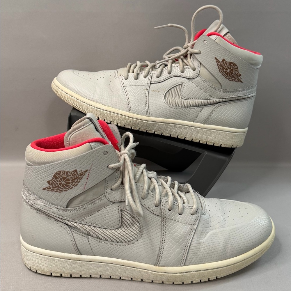 Nike Air Jordan 1 High Nouveau Men’s Size 10 Medium Beige Lace Up Sneaker Shoes